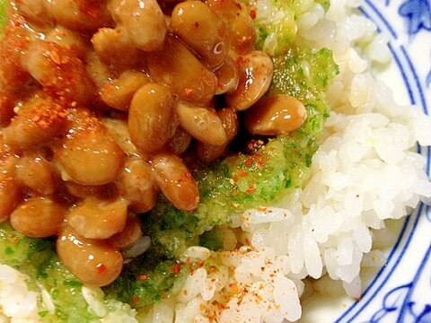 すりおろし胡瓜のピリ辛納豆丼